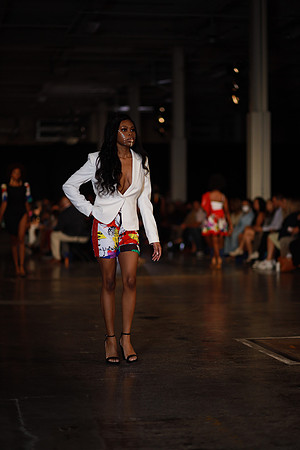 Charlotte Seen Fashion Week 2021-8223