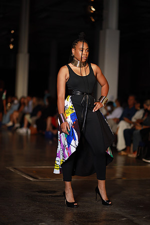 Charlotte Seen Fashion Week 2021-8244