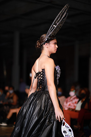 Charlotte Seen Fashion Week 2021-8133