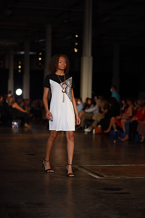Charlotte Seen Fashion Week 2021-8563