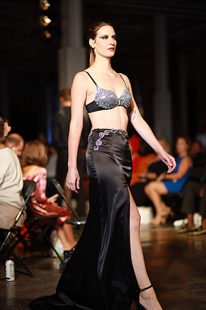 Day 3 Evening Charlotte Seen Fashion Week 2021-0359