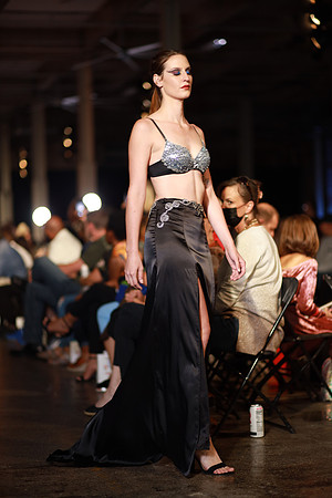 Day 3 Evening Charlotte Seen Fashion Week 2021-0357