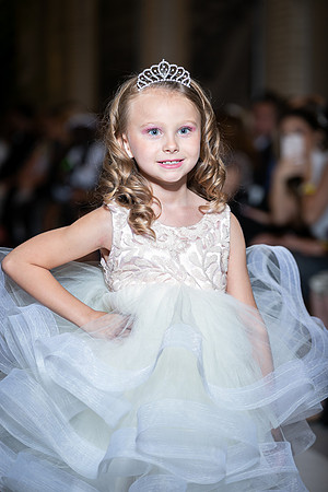 Charlotte Fashion Week 2019 Evening show-0810