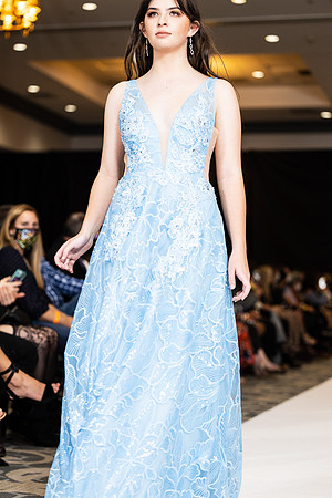 Charlotte Seen Fashion show November 2020-3112