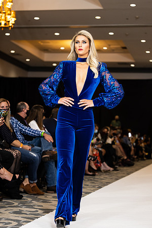 Charlotte Seen Fashion show November 2020-2957