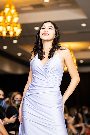 Charlotte Seen Fashion show November 2020-3155