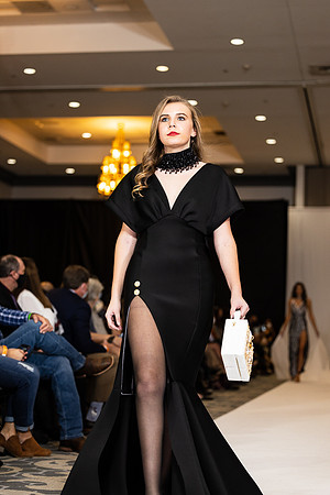 Charlotte Seen Fashion show November 2020-2897