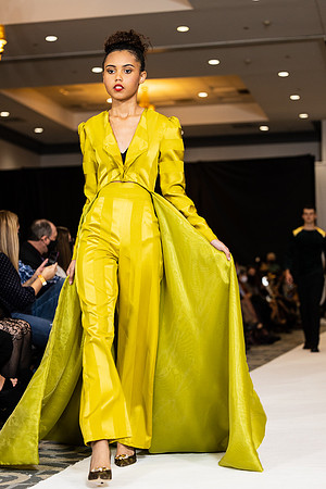 Charlotte Seen Fashion show November 2020-2769