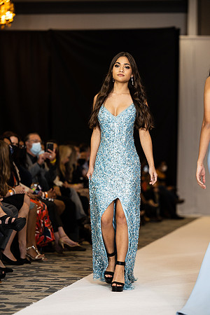 Charlotte Seen Fashion show November 2020-3102