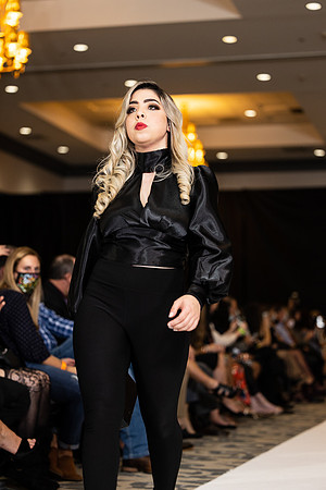 Charlotte Seen Fashion show November 2020-2841