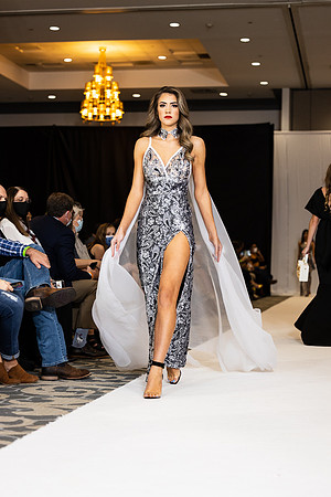 Charlotte Seen Fashion show November 2020-2902