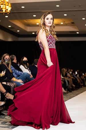 Charlotte Seen Fashion show November 2020-3195