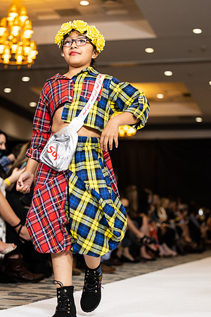 Charlotte Seen Fashion show November 2020-3346