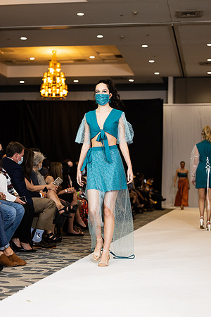Charlotte Seen Fashion show November 2020-3033