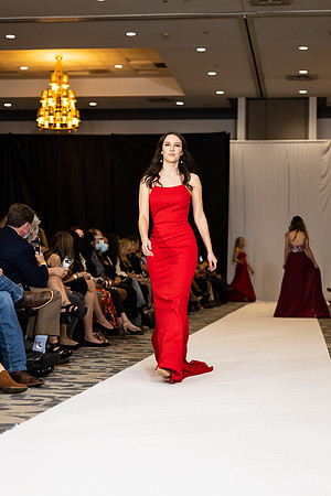 Charlotte Seen Fashion show November 2020-3201