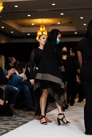 Charlotte Seen Fashion show November 2020-2754
