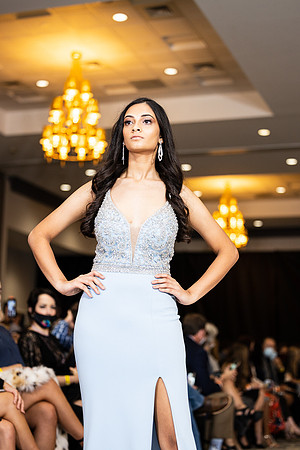 Charlotte Seen Fashion show November 2020-3095
