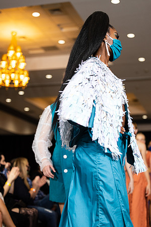 Charlotte Seen Fashion show November 2020-3082