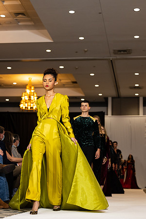 Charlotte Seen Fashion show November 2020-2986