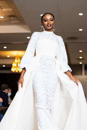 Charlotte Seen Fashion show November 2020-2981