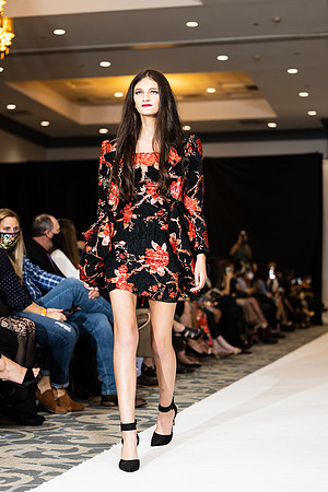 Charlotte Seen Fashion show November 2020-2855
