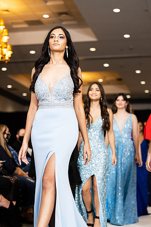 Charlotte Seen Fashion show November 2020-3282