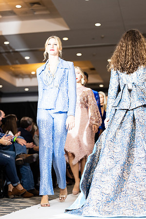 Charlotte Seen Fashion show November 2020-3008