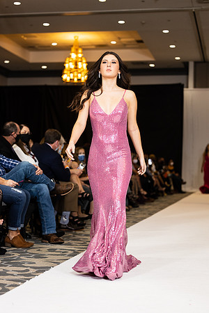 Charlotte Seen Fashion show November 2020-3171