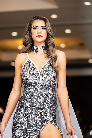 Charlotte Seen Fashion show November 2020-2908