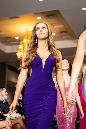 Charlotte Seen Fashion show November 2020-3290