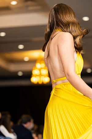 Charlotte Seen Fashion show November 2020-3227