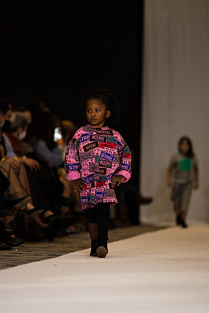 Charlotte Seen Fashion show November 2020-3307