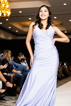 Charlotte Seen Fashion show November 2020-3157