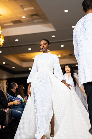 Charlotte Seen Fashion show November 2020-3014