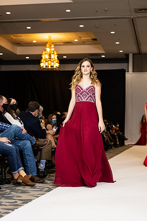 Charlotte Seen Fashion show November 2020-3193