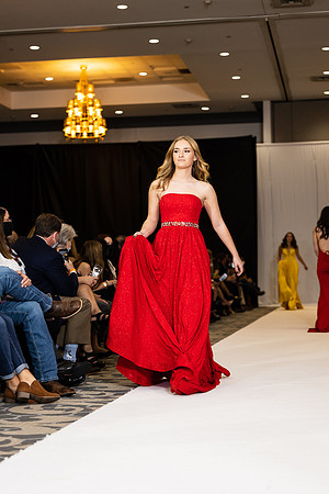 Charlotte Seen Fashion show November 2020-3209