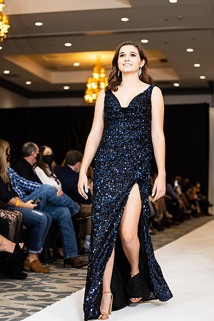 Charlotte Seen Fashion show November 2020-3146