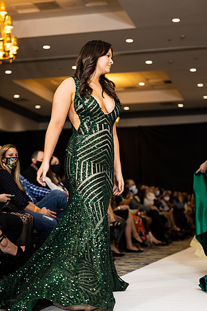 Charlotte Seen Fashion show November 2020-3303