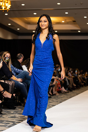 Charlotte Seen Fashion show November 2020-3129