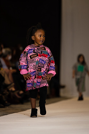 Charlotte Seen Fashion show November 2020-3309