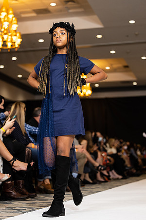 Charlotte Seen Fashion show November 2020-3354