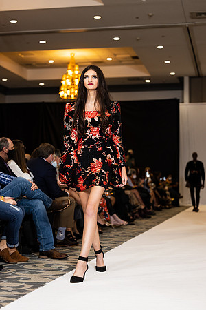 Charlotte Seen Fashion show November 2020-2854