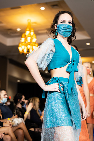 Charlotte Seen Fashion show November 2020-3084