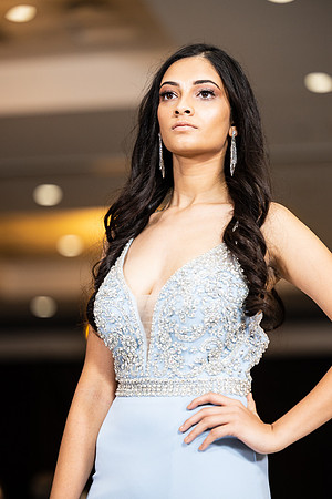 Charlotte Seen Fashion show November 2020-3099