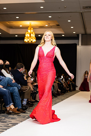 Charlotte Seen Fashion show November 2020-3185