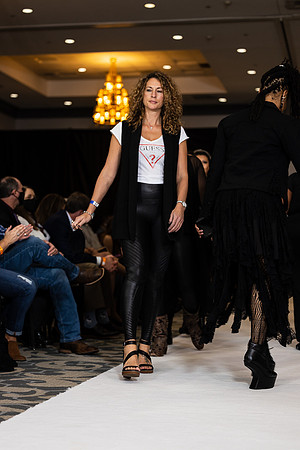 Charlotte Seen Fashion show November 2020-2762