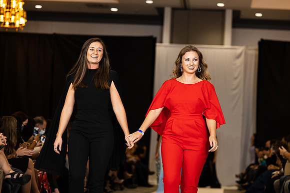 Charlotte Seen Fashion show November 2020-3277
