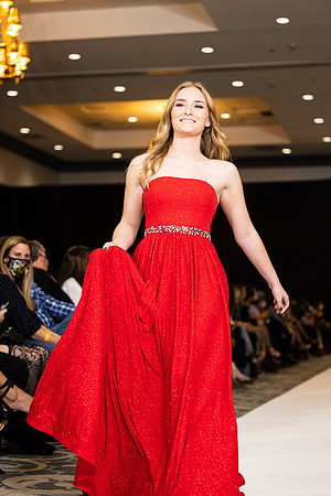 Charlotte Seen Fashion show November 2020-3211