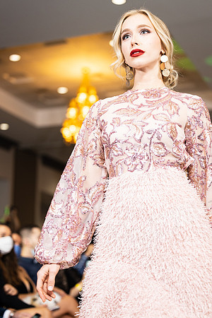 Charlotte Seen Fashion show November 2020-2944