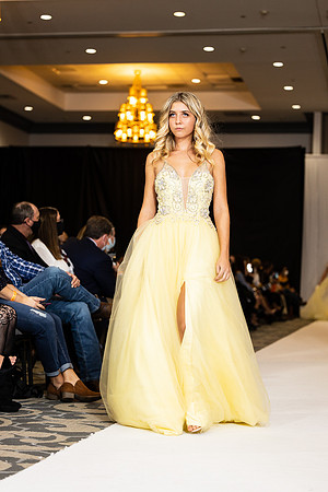Charlotte Seen Fashion show November 2020-3228